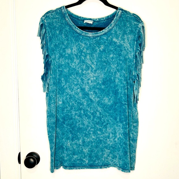 NEW WOMENS MINERAL WASH FRINGE SHIRT - Picture 2 of 3
